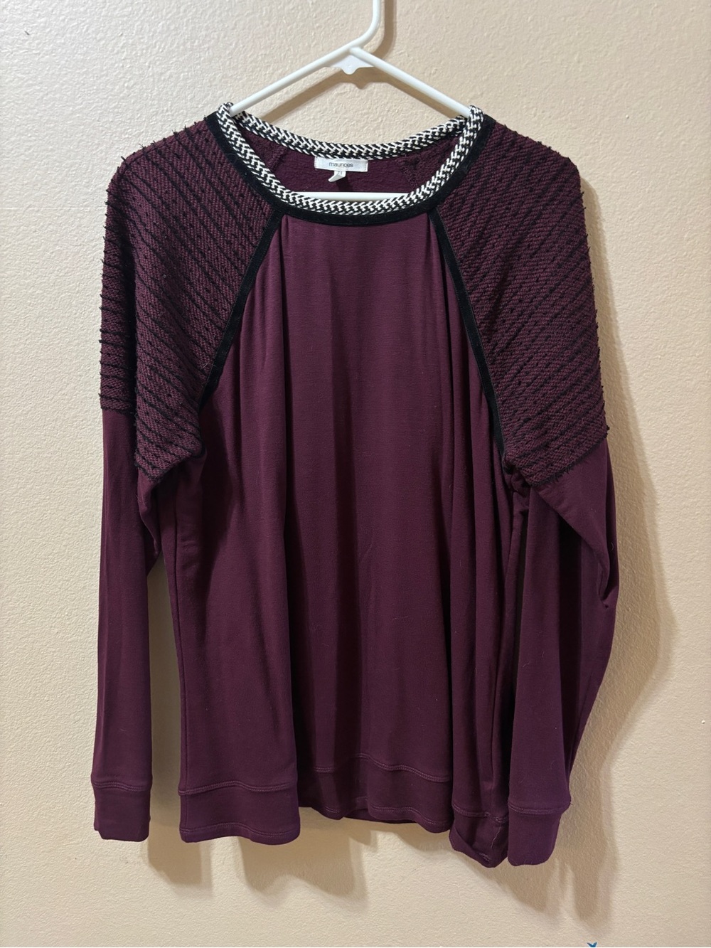 Women’s Maurice’s Long Sleeve Size L